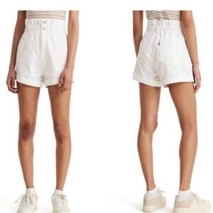 Levi’s High Waist Mom Jean Shorts Size 26